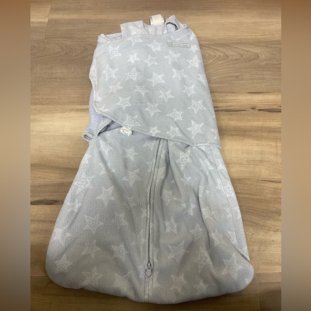 Halo SleepSack Swaddle for Babies - Light Gray Star Print 3-6months